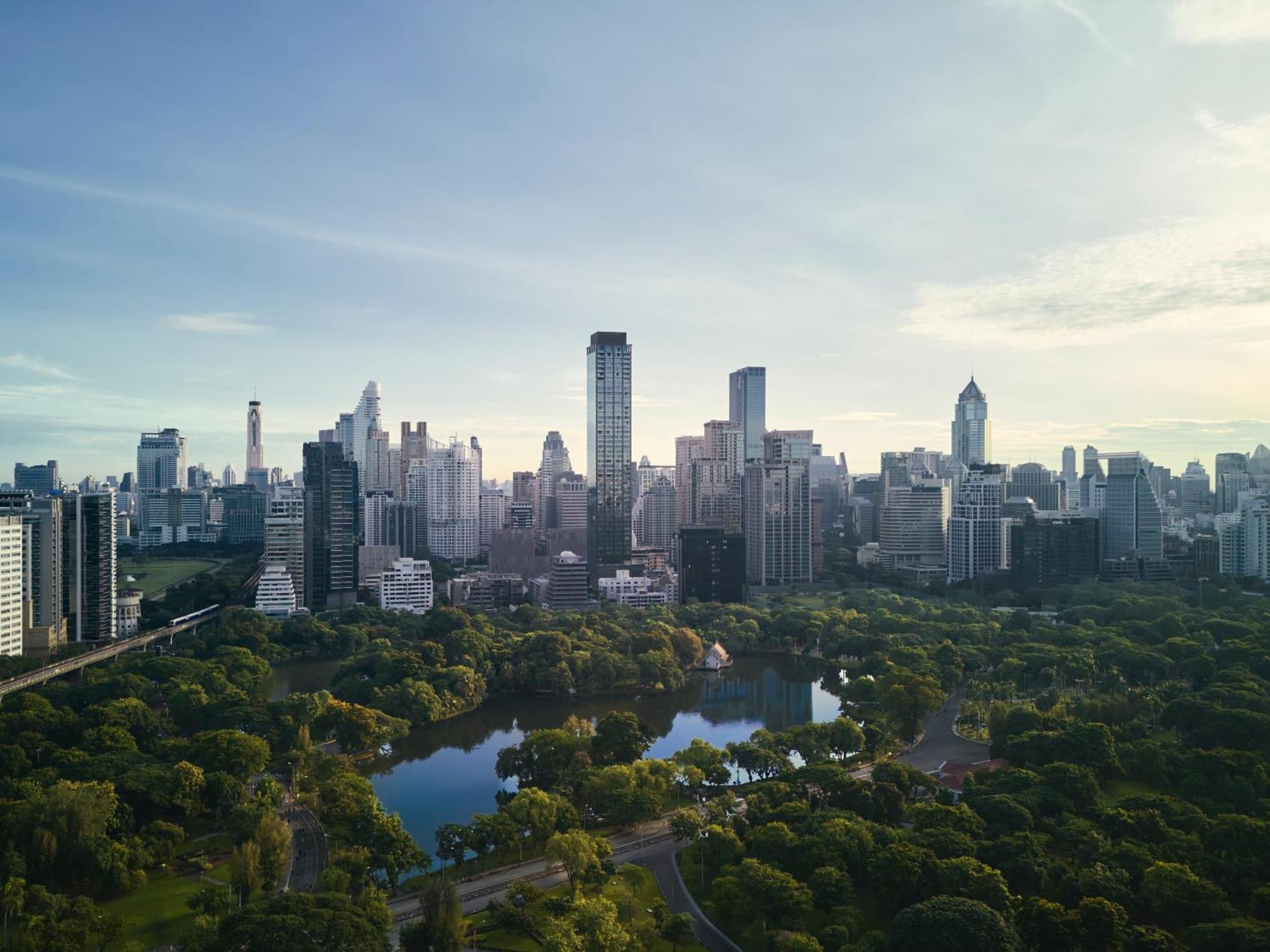 Khách sạn Dusit Thani