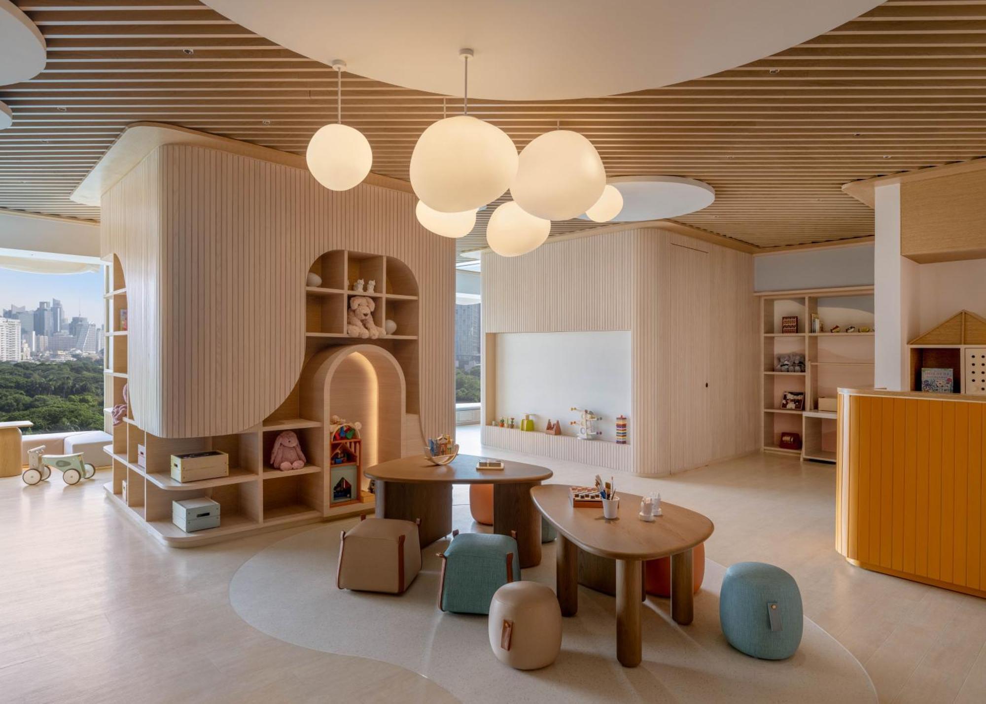 Dusit Thani Khách sạn